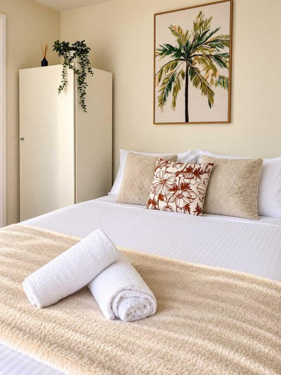 Affordable Studio, Steps to Box Hill Hospital Apartment in Melbourne