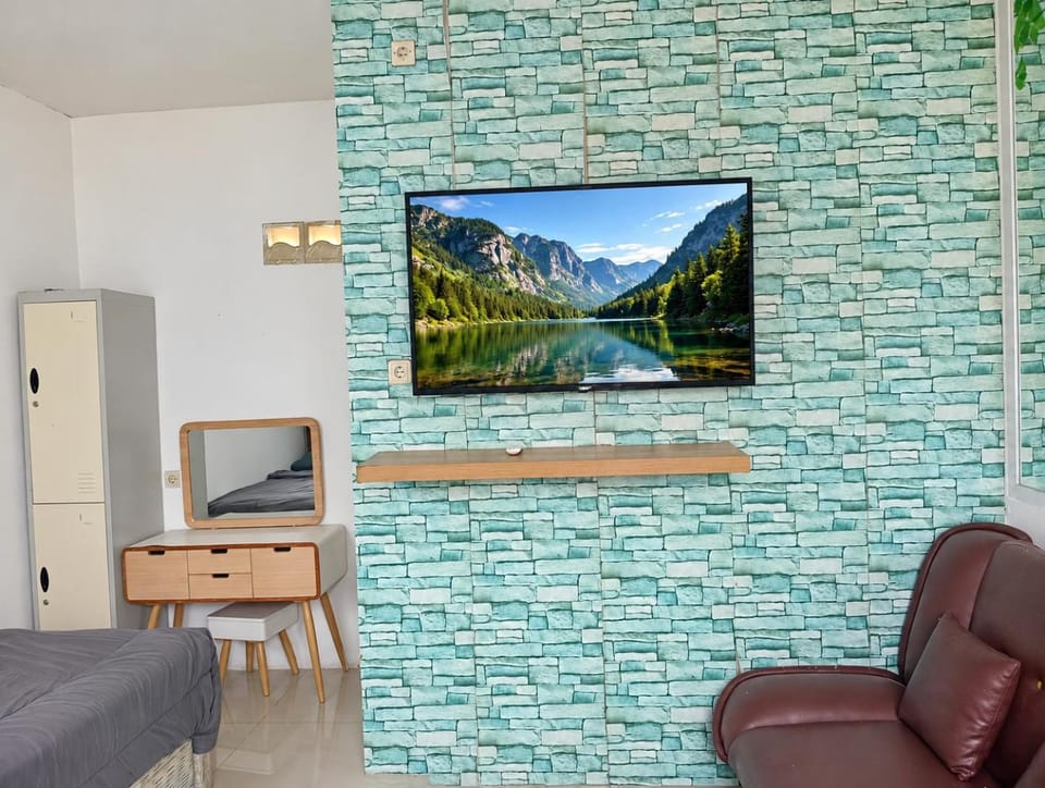TV and multimedia, Seating area