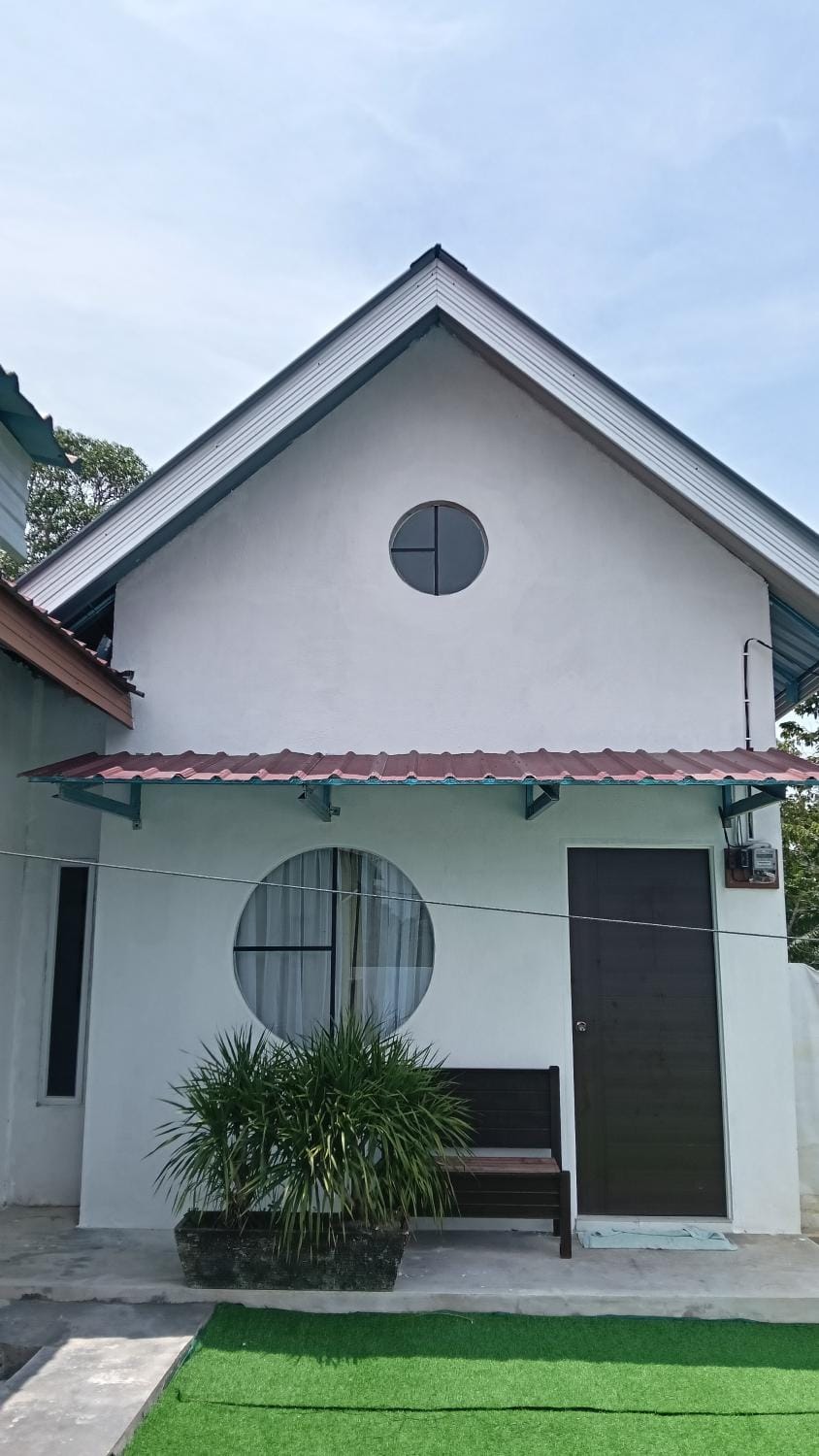 Rembulan Guesthouse House in Mersing