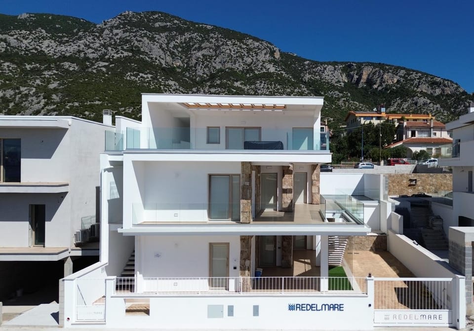 Residenza Re Del Mare Bed and Breakfast in Cala Gonone