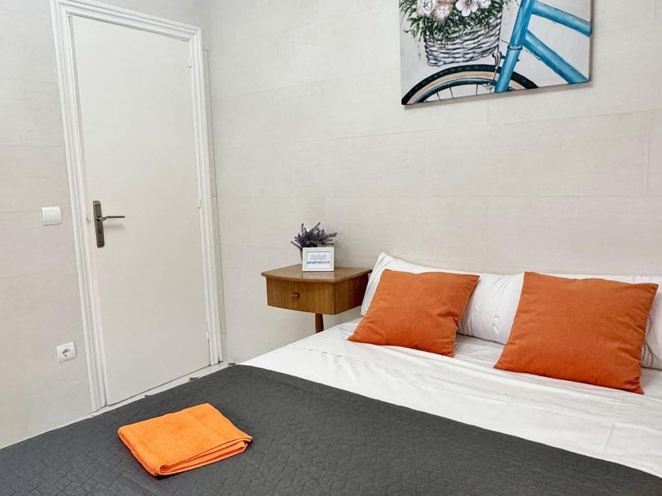 APARTBEACH CASA INES y JUNTO PLAYA Apartment in Salou