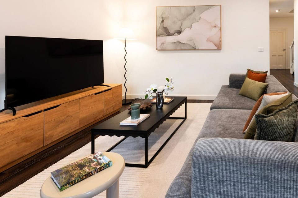 Beddoe Residence Stay Near Monash Uni House in City of Monash