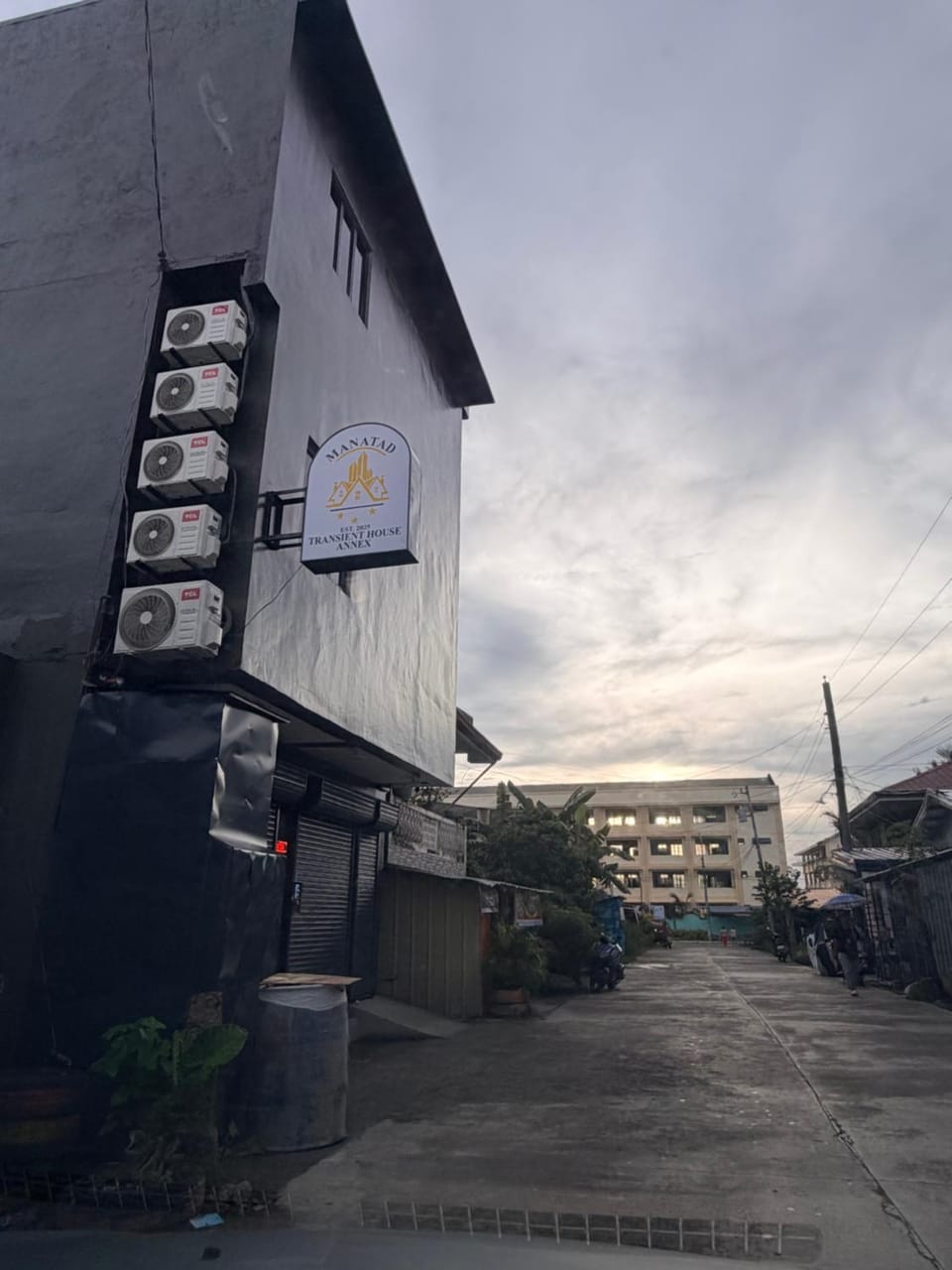 Manatad Transient Deluxe Room 2 Bed and Breakfast in Caraga