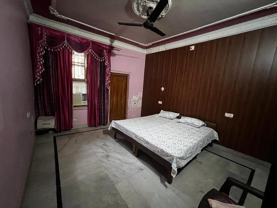 Home stays subash nagar Apartment in India