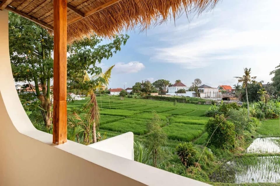 5BR Villa Private Pool Rice Fields view - Canggu House in North Kuta