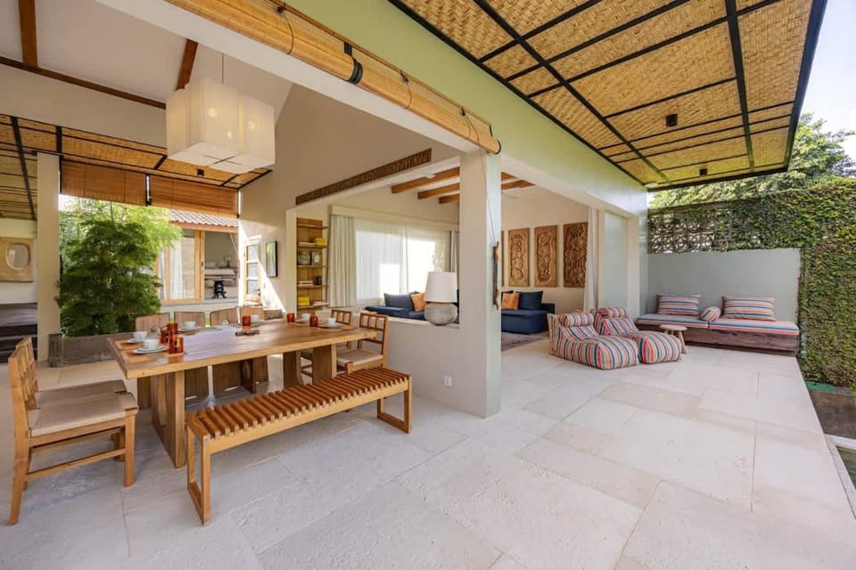 New 4BR Villa Peaceful Garden and Rooftop House in North Kuta