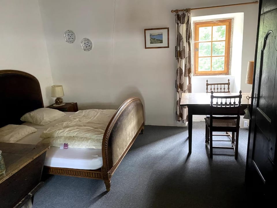 Property building, Living room, Bedroom