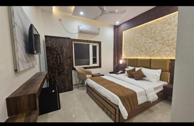Triveni international Varanasi Hotel in Varanasi