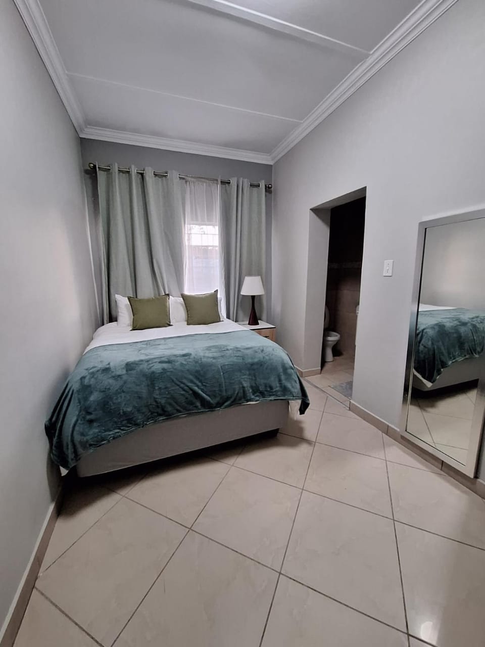 Rams Blissful Guest House Bed and Breakfast in Gauteng