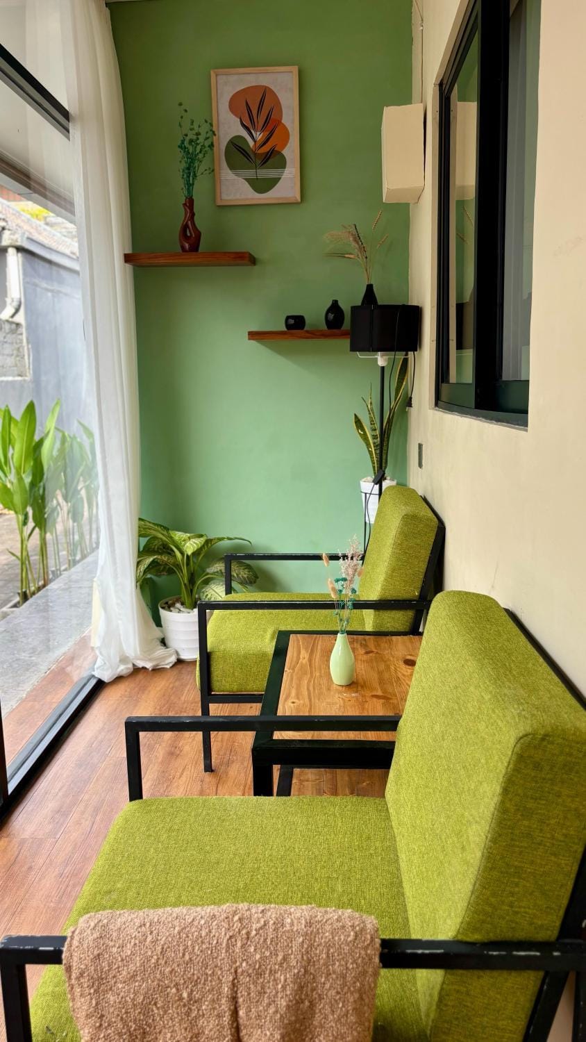 VIBO APART 750meter to Seminyak beach Apartment in Kuta