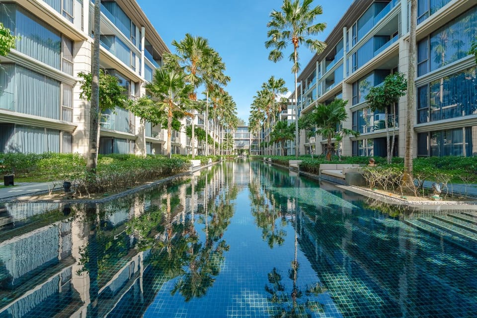 Property building, Swimming pool