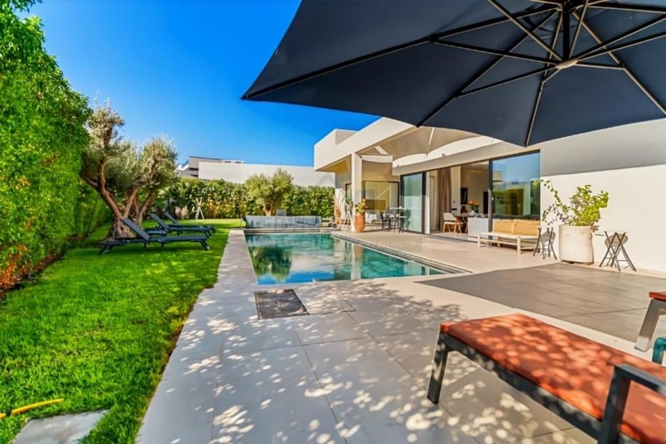 Luxury villa with heated pool in Marrakech Villa in Marrakesh