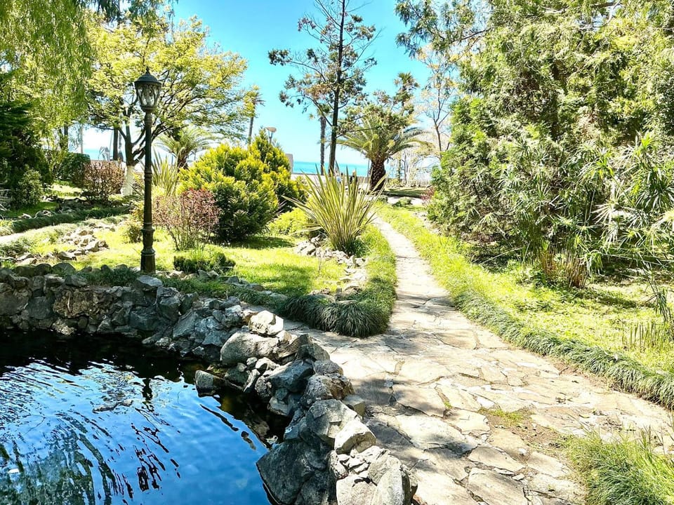 Garden, Garden