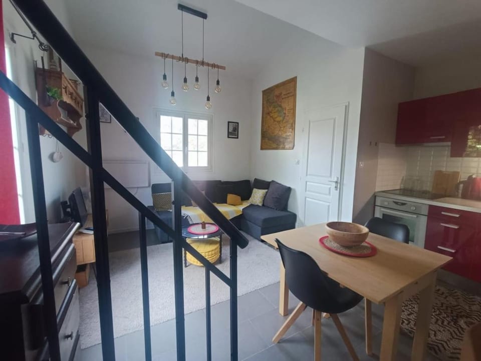 Duplex studio Moulleau proche plage avec chambre en mezzanine Apartment in Arcachon