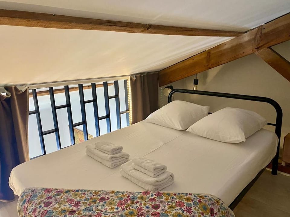 Duplex studio Moulleau proche plage avec chambre en mezzanine Apartment in Arcachon