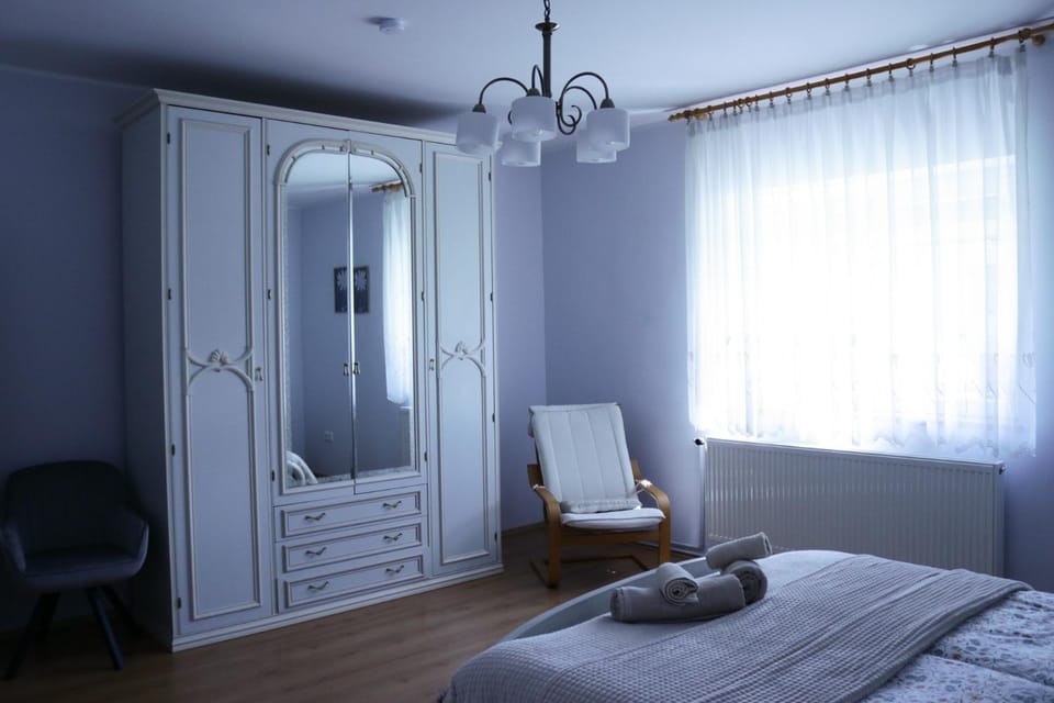 Sárdi Búzavirág Porta Apartment in Hungary