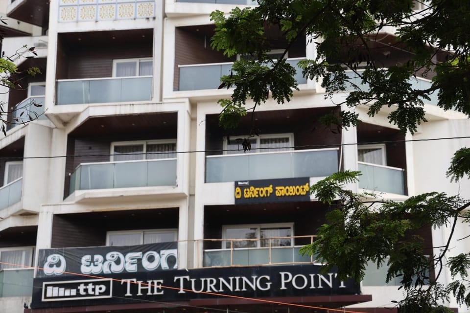 Property building, Street view