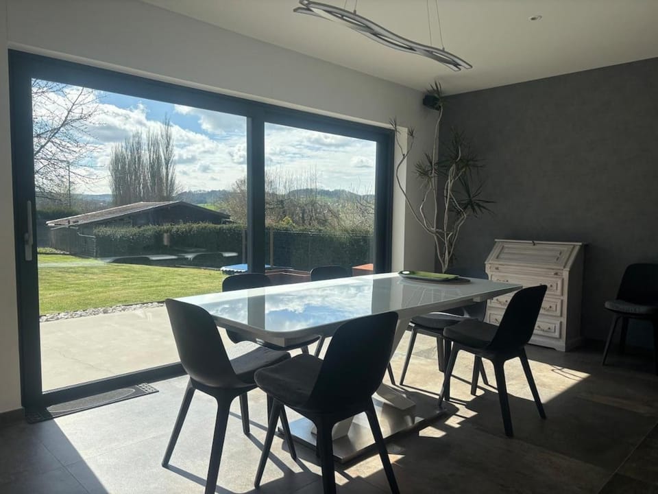 Maison du bonheur - 3 chambres avec jardin Villa in Belgium
