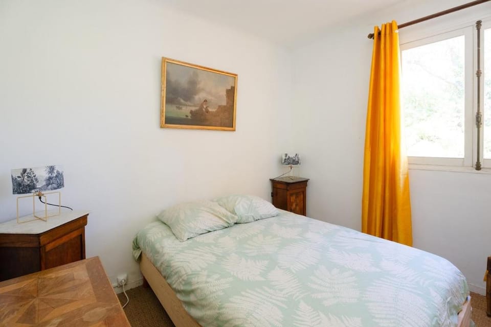 Unique & artistic country house, close to Aix Villa in Aix-en-Provence