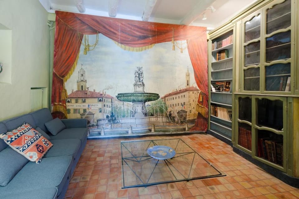 Unique & artistic country house, close to Aix Villa in Aix-en-Provence