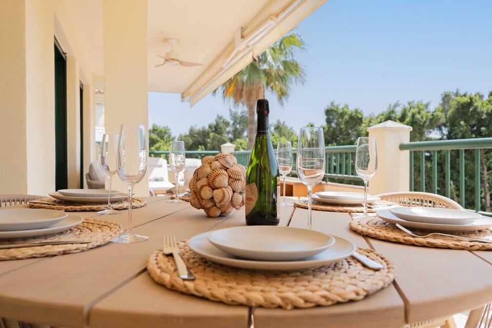 Balcony/Terrace, Dining area
