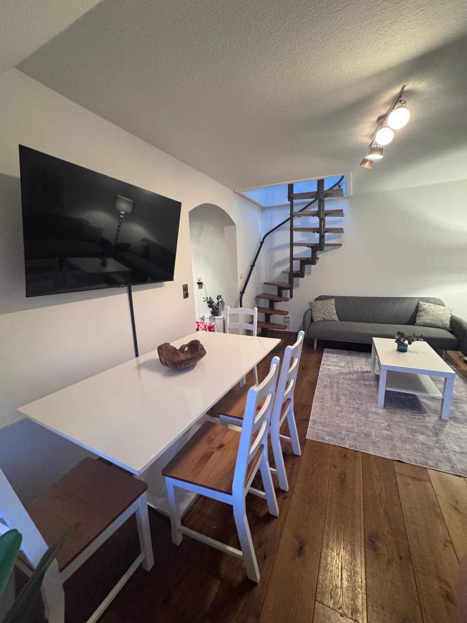Property building, Living room