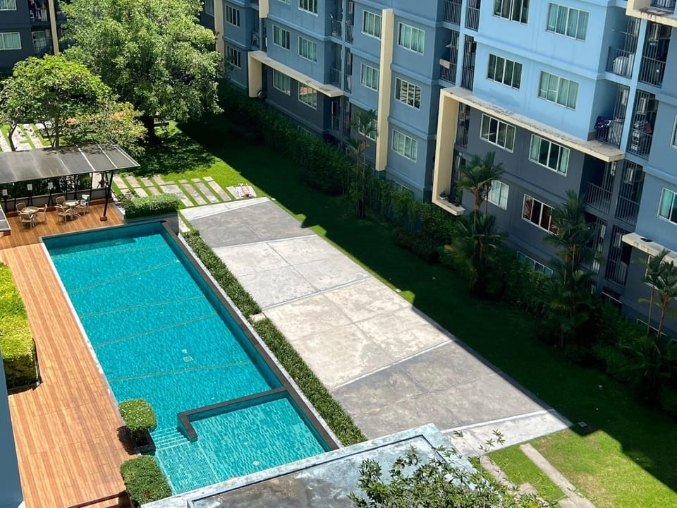 Garden, Swimming pool