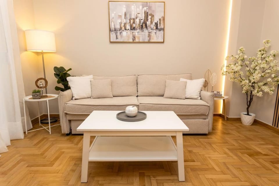 Stylish Flat Near Athens Center Apartment in Athens