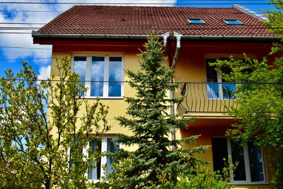 Property building, Balcony/Terrace