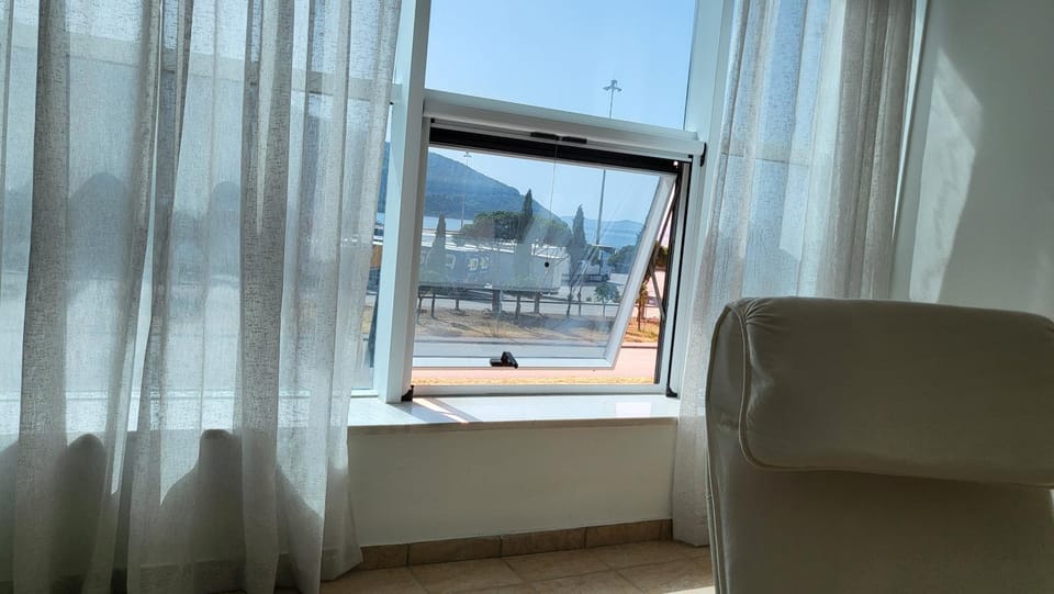 Horizon Corner Apartment in Peloponnese, Western Greece and the Ionian