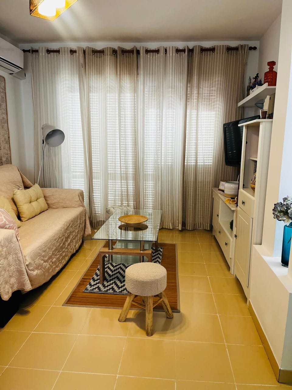 Property building, Living room