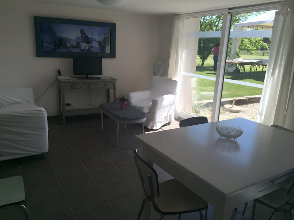 Property building, Living room