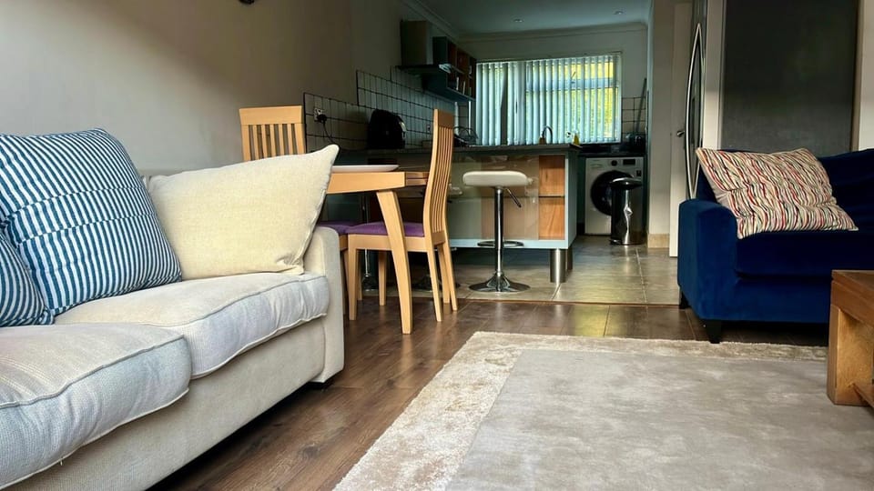 Modern 3 bedroom spacious house in Bishops Stortford near Stansted House in East Hertfordshire District