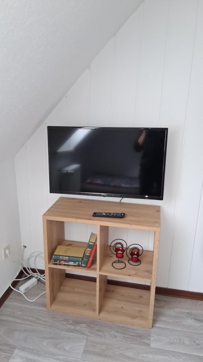 TV and multimedia, Bedroom