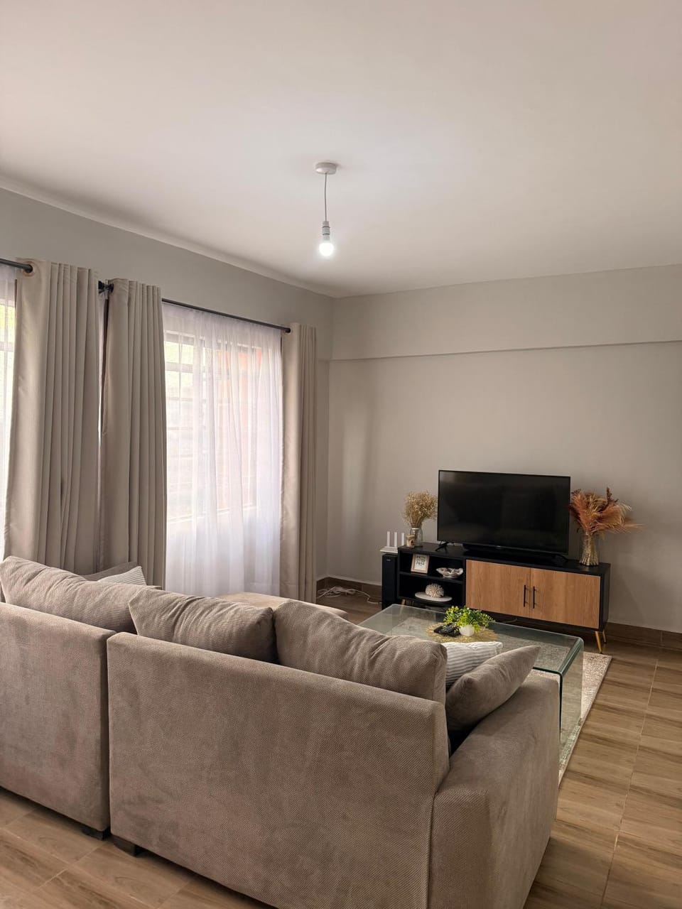 TV and multimedia, Seating area