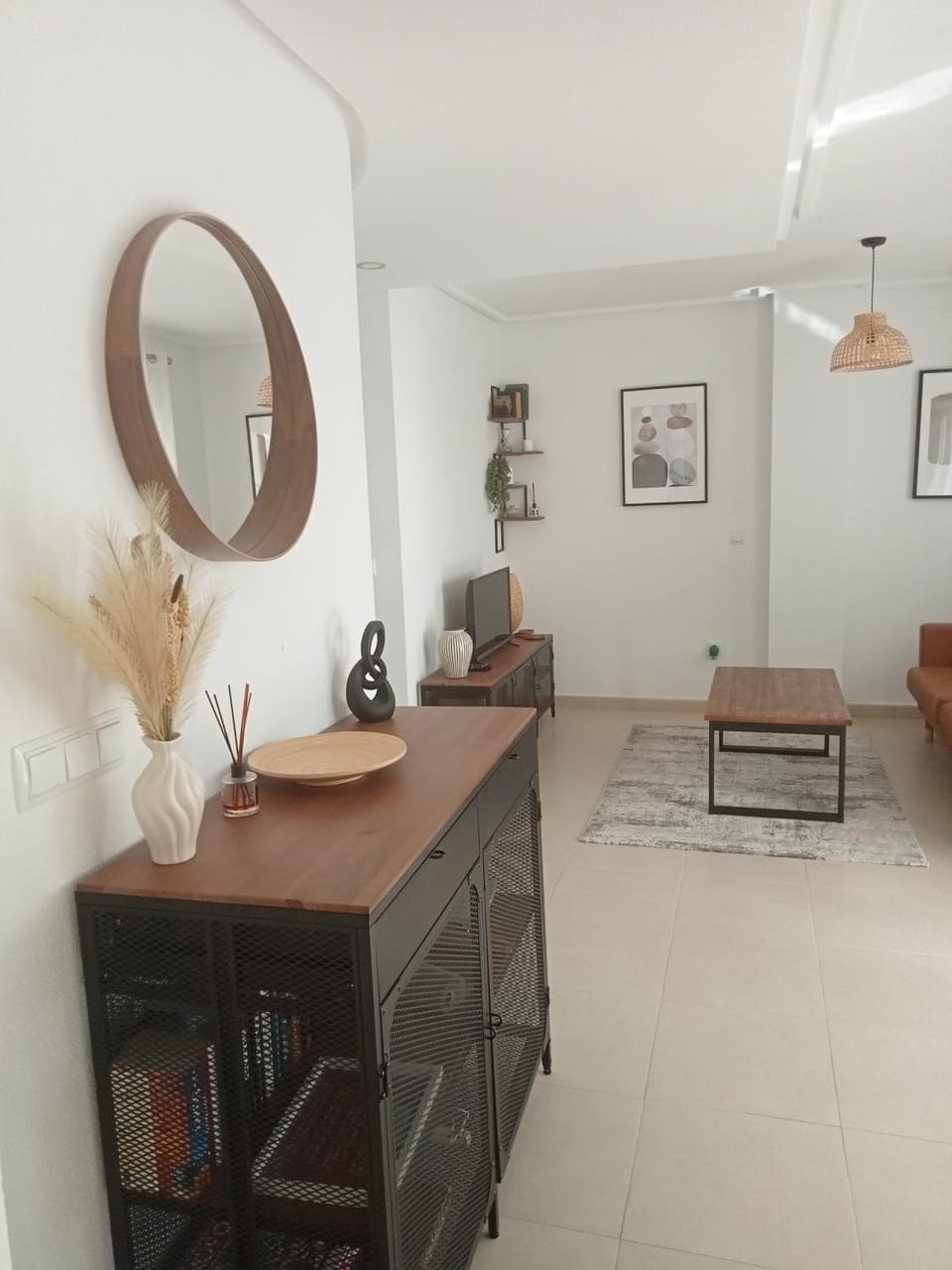 Communal lounge/ TV room, Living room