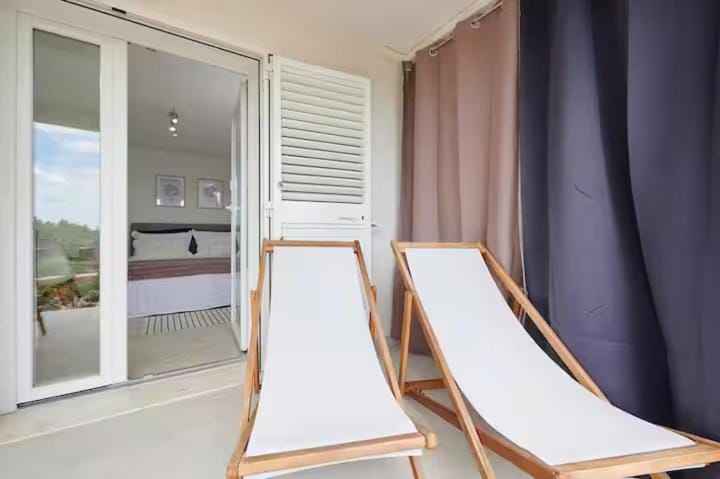 Little room with outdor patio Apartment in Split-Dalmatia County