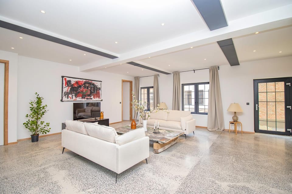 Luxury Lofts StCatherine Apartment in Brussels