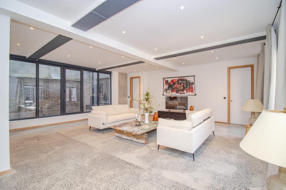 Luxury Lofts StCatherine Apartment in Brussels