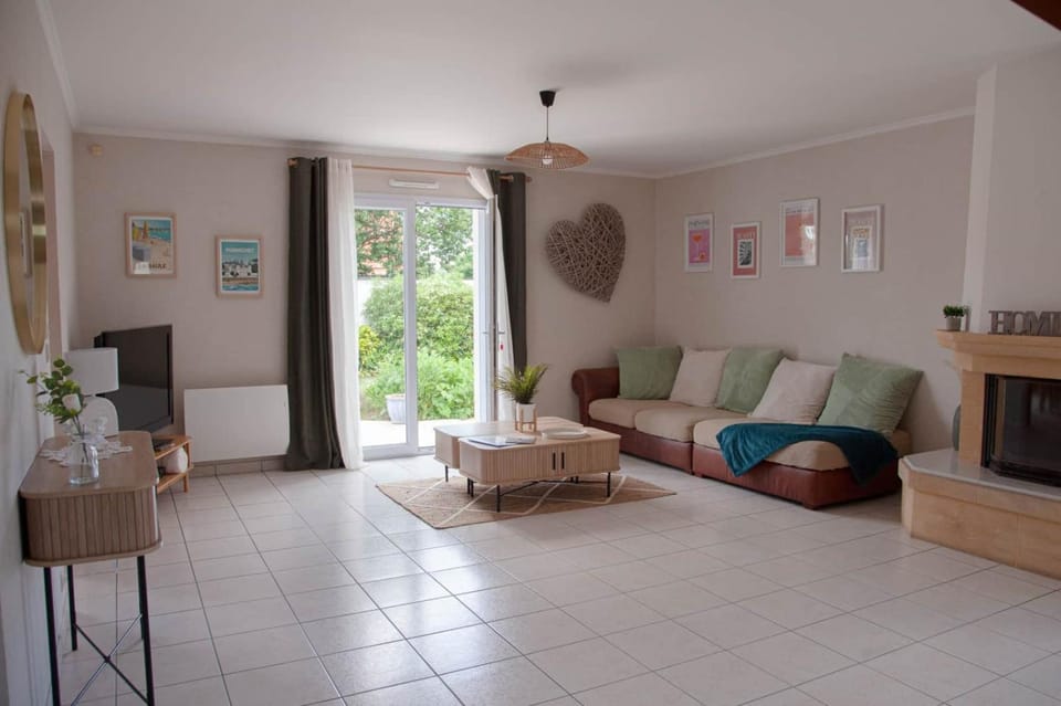 Villa Hawaï 8 à 12 pers Grand jardin et Plage à pied House in Pornichet