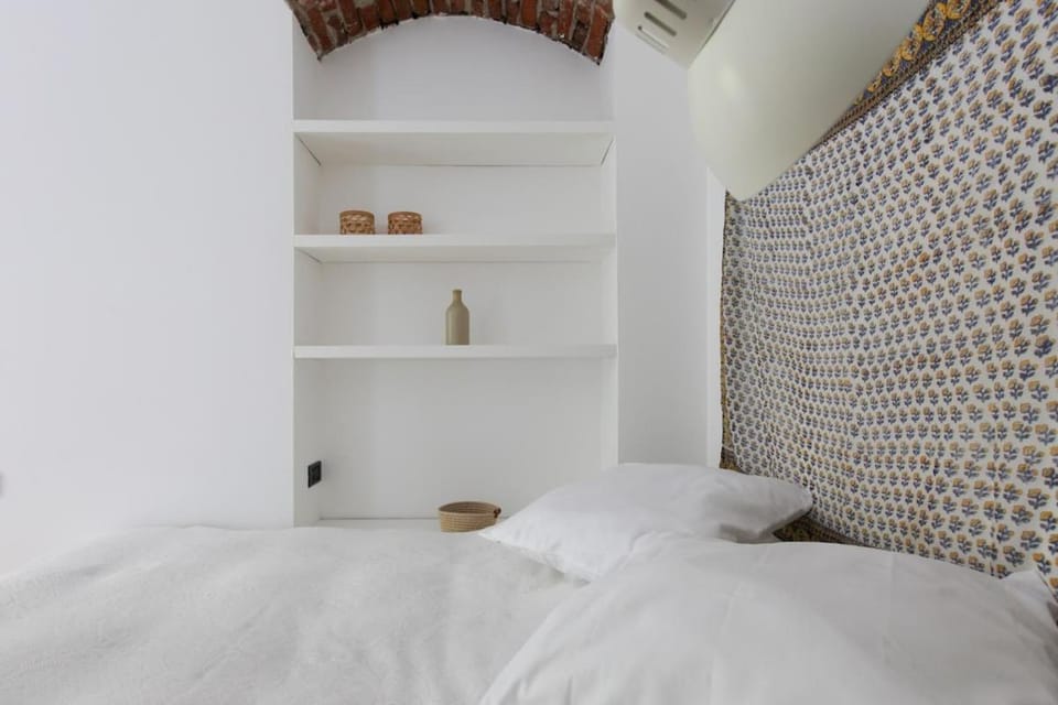 HACCA Collection I Lincoln District Chic Studio Apartment in Milan