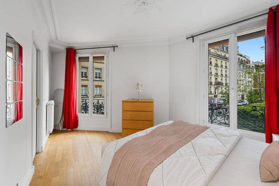 Pascal One Apartment in Paris