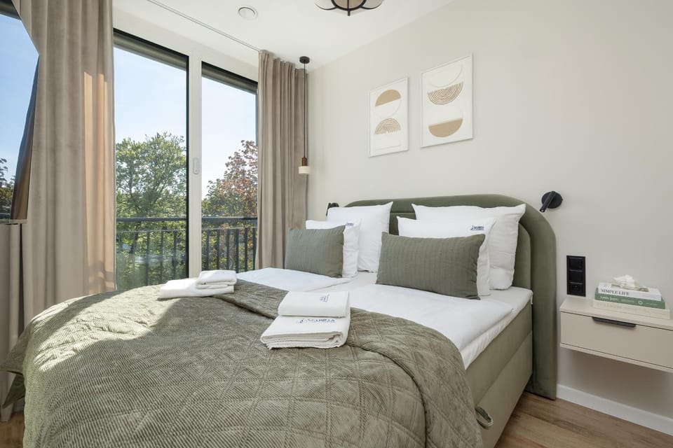 Bed, View (from property/room), Bedroom, towels