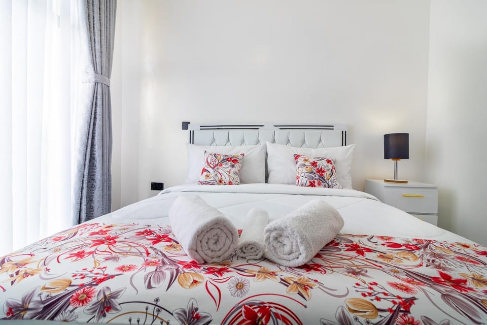 Kitisuru Falls Luxury Apartment - Mercerach Homes Bed and Breakfast in Nairobi