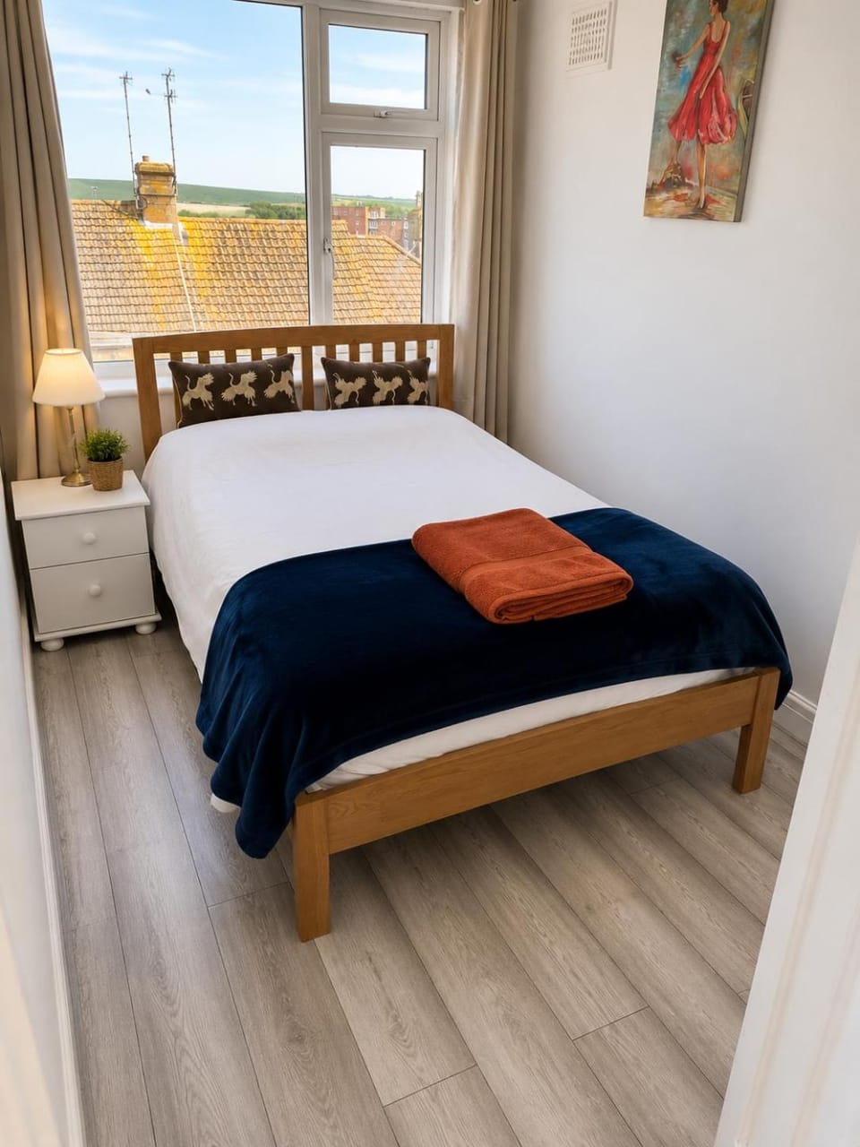 2BR Mariners Stay - Newhaven Apartment in Lewes District