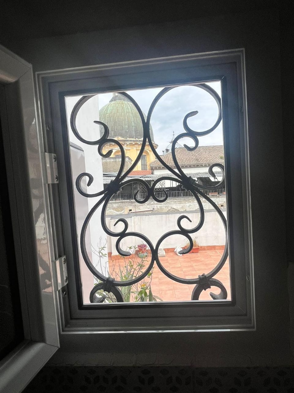 Di Costanzo's Home Apartment in Naples