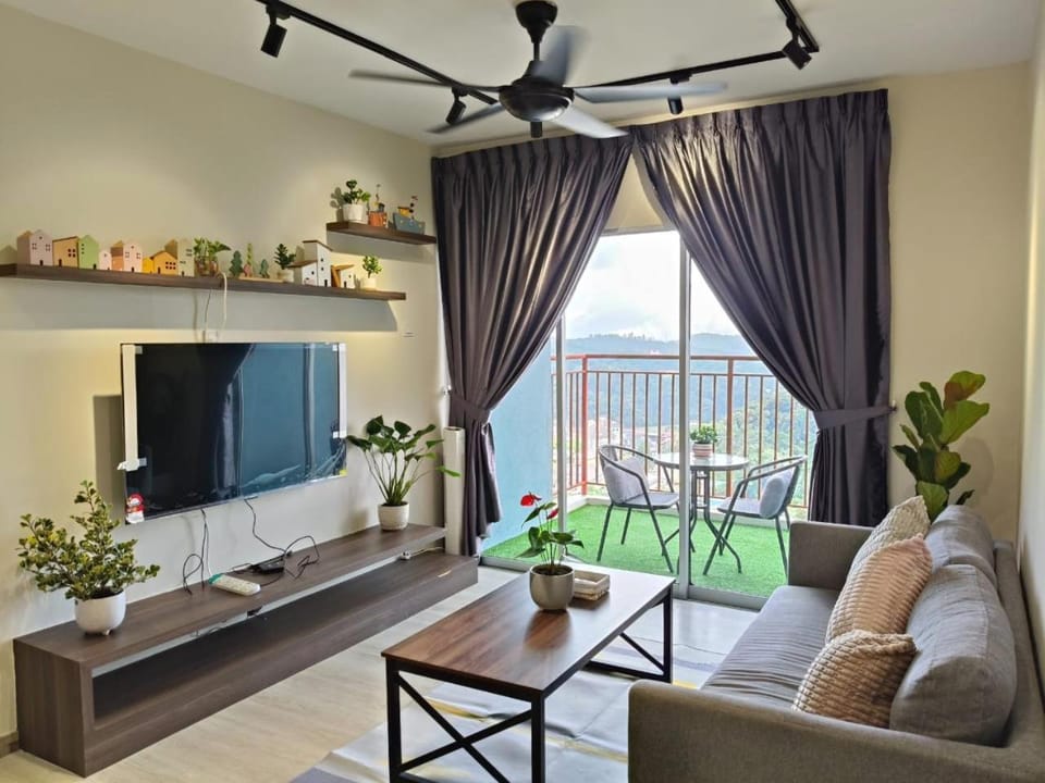 Hygee Nest Stylish 3BR Retreat 2 Free Parking Apartment in Brinchang