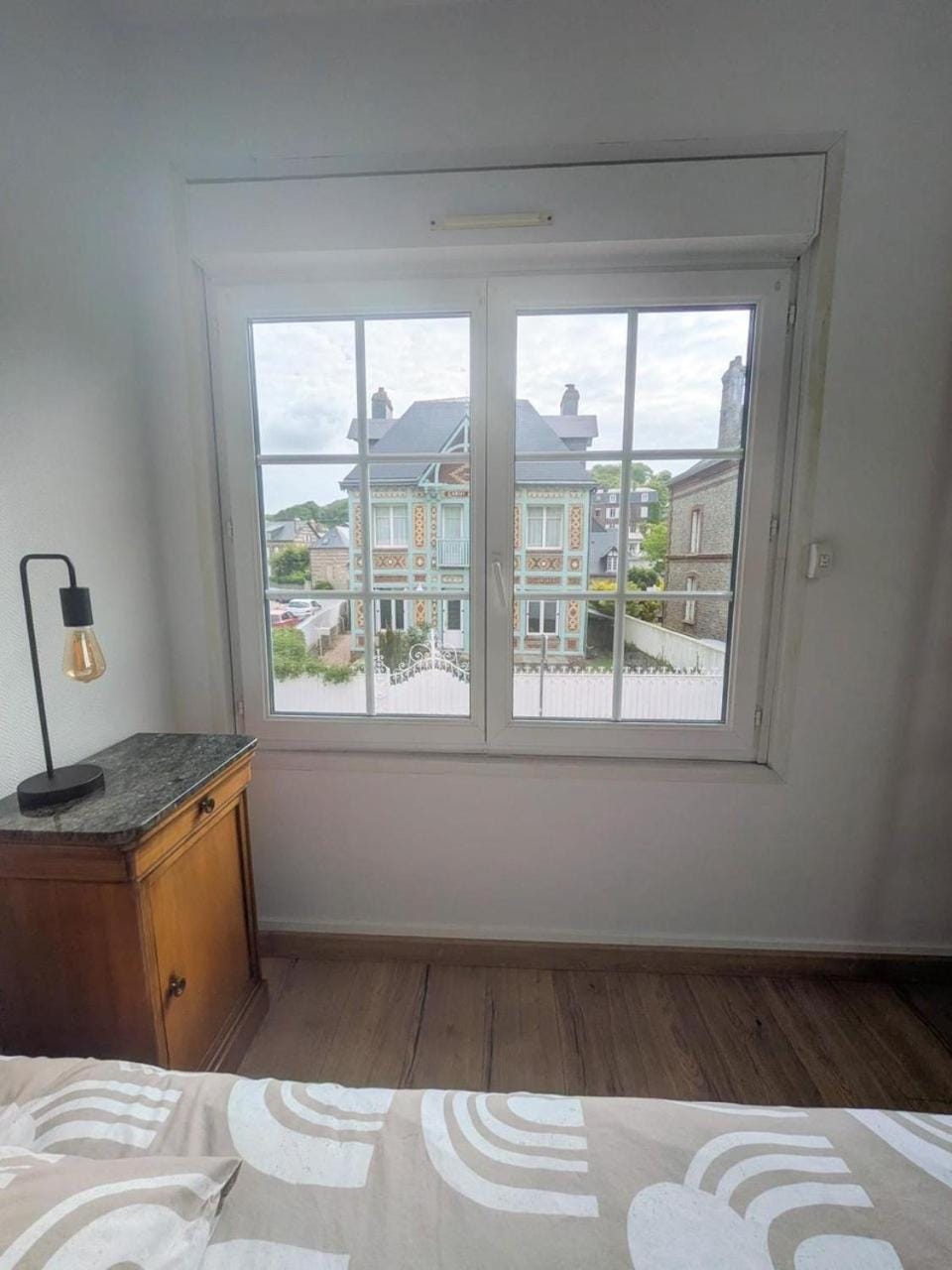 Maison la Tribu des Roses Bed and Breakfast in Normandy