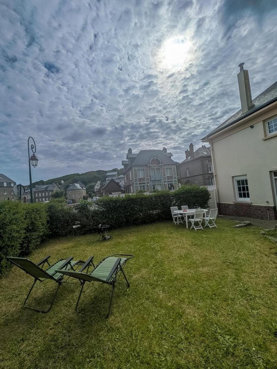 Maison la Tribu des Roses Bed and Breakfast in Normandy