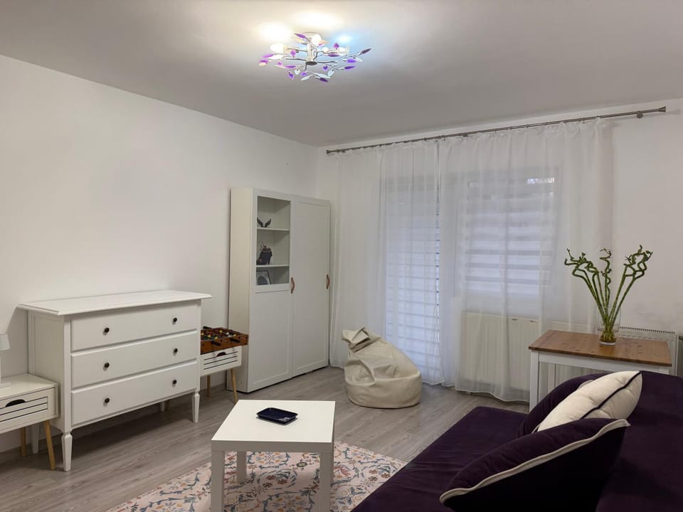 Feel Like Home Apartment in Brasov